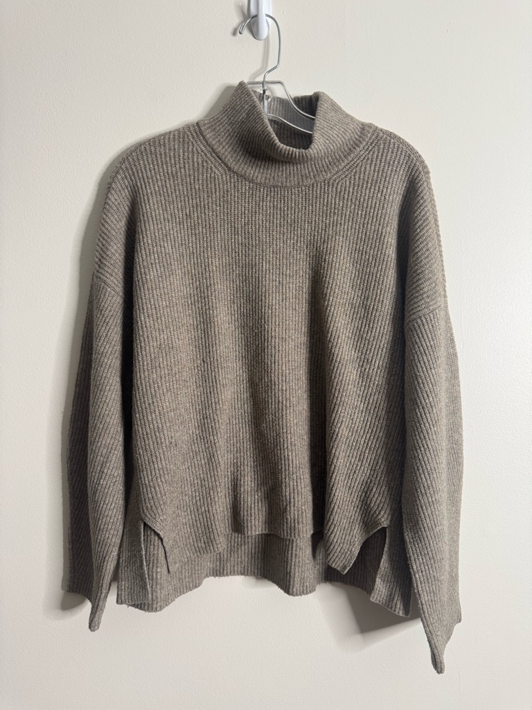 Abercrombie & Fitch Taupe Classic Easy Turtleneck Sweater Large L Wool Blend